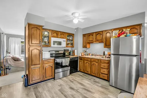 804 W Walnut Drive Rockville IN 47872