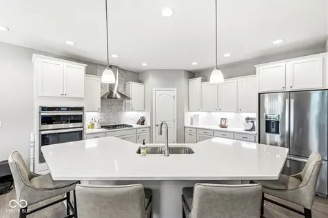 6167 Dugan Drive Whitestown IN 46075