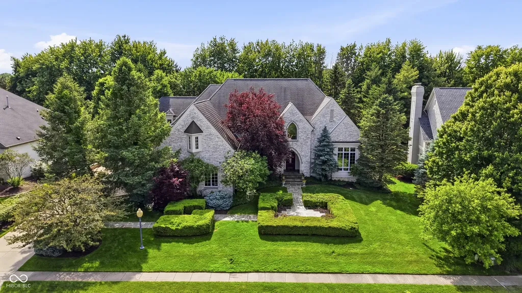 10500 Bishop Circle Carmel IN 46032