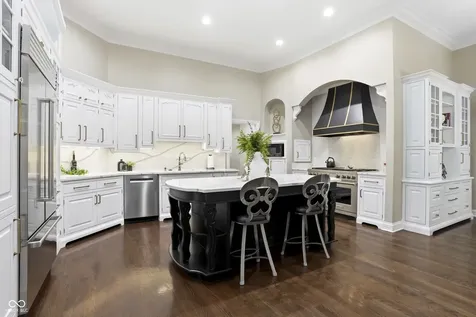 10500 Bishop Circle Carmel IN 46032