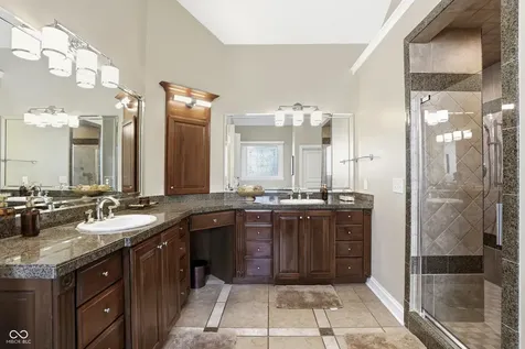 10500 Bishop Circle Carmel IN 46032