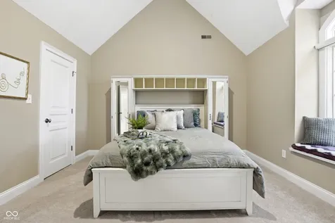 10500 Bishop Circle Carmel IN 46032