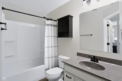 17207 Falkland Drive Westfield IN 46074