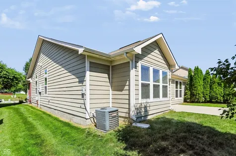 17207 Falkland Drive Westfield IN 46074