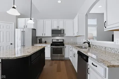 17207 Falkland Drive Westfield IN 46074