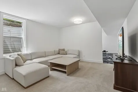 2434 N Park Avenue Indianapolis IN 46205