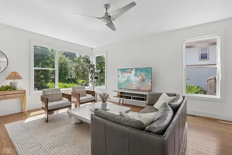 2434 N Park Avenue Indianapolis IN 46205