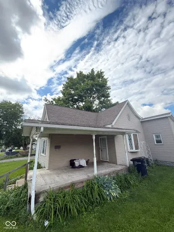2522 N B Street Elwood IN 46036