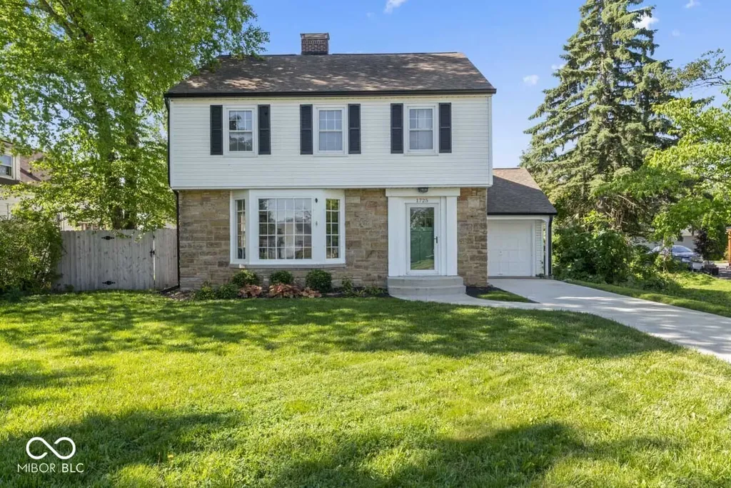 1725 Conner Street Noblesville IN 46060