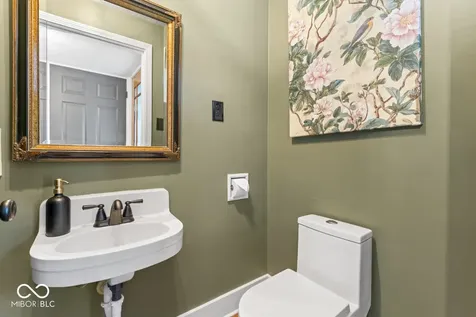 1725 Conner Street Noblesville IN 46060