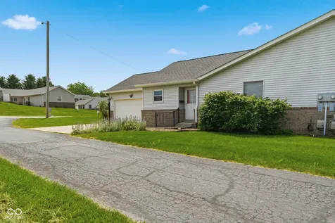 400 Longcastle Drive Greencastle IN 46135