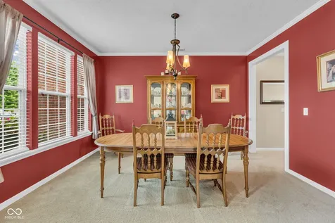 8284 Balmoral Lane Avon IN 46123