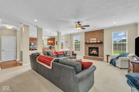 8284 Balmoral Lane Avon IN 46123
