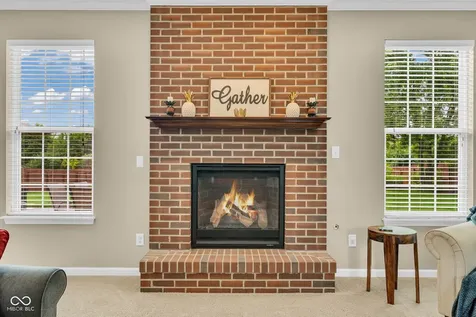 8284 Balmoral Lane Avon IN 46123