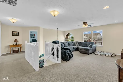 8284 Balmoral Lane Avon IN 46123