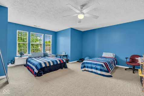 8284 Balmoral Lane Avon IN 46123