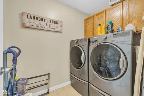 8284 Balmoral Lane Avon IN 46123