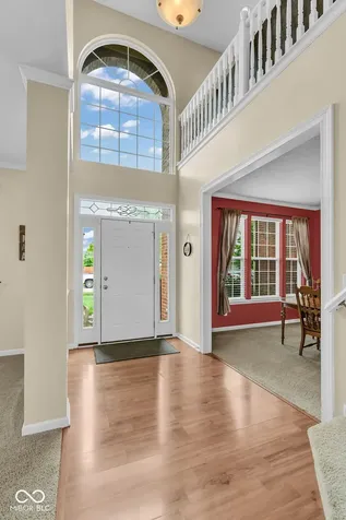 8284 Balmoral Lane Avon IN 46123