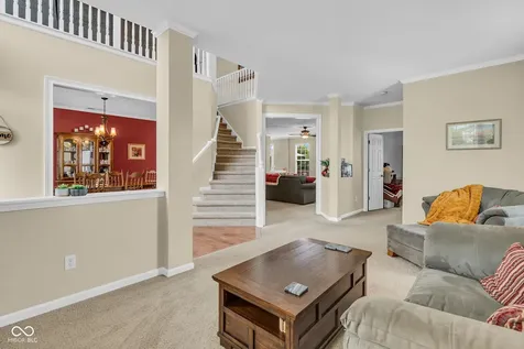 8284 Balmoral Lane Avon IN 46123