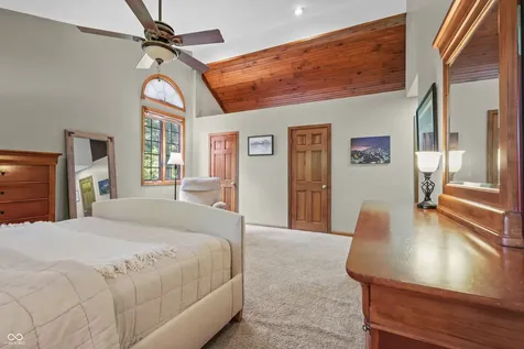 1826 E Durham Drive Martinsville IN 46151