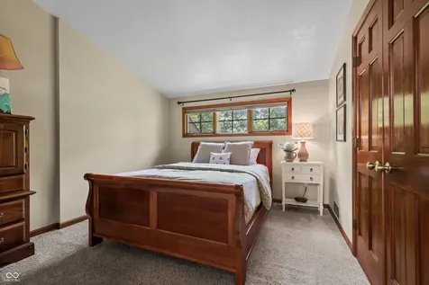 1826 E Durham Drive Martinsville IN 46151