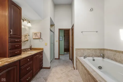 1826 E Durham Drive Martinsville IN 46151