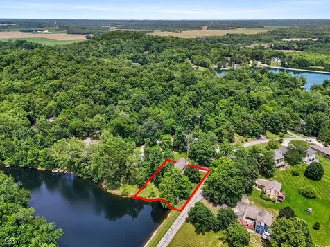 1826 E Durham Drive Martinsville IN 46151