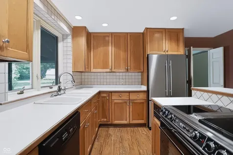 4619 Cranbrook Drive Indianapolis IN 46250