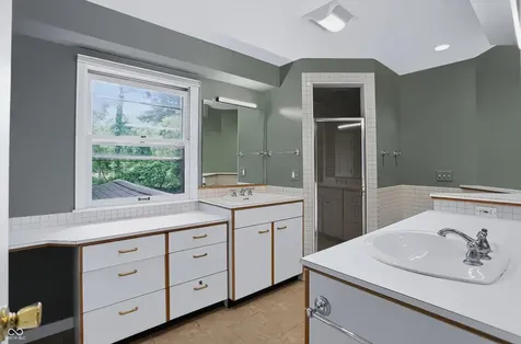 4619 Cranbrook Drive Indianapolis IN 46250