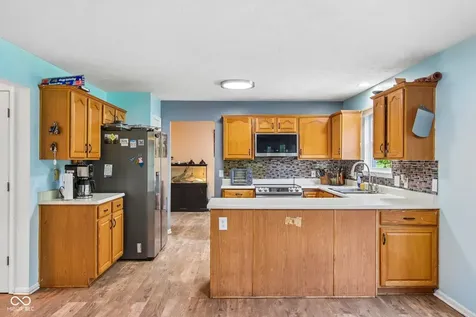 5422 Wakefield Drive S Greenwood IN 46142