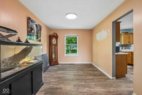 5422 Wakefield Drive S Greenwood IN 46142