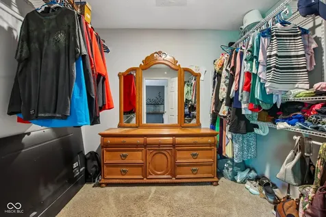 5422 Wakefield Drive S Greenwood IN 46142