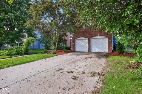5422 Wakefield Drive S Greenwood IN 46142