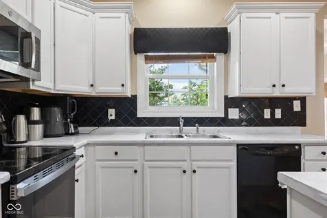 5836 Monticello Square Lane Indianapolis IN 46234