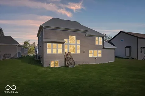 6037 N Shallow Creek Lane Indianapolis IN 46237