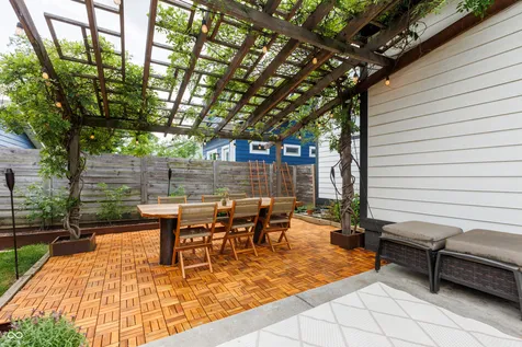 1129 Dawson Street Indianapolis IN 46203