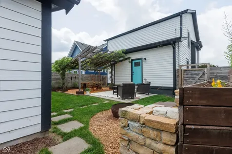 1129 Dawson Street Indianapolis IN 46203