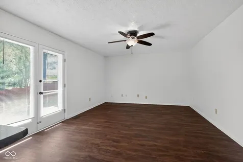 1737 Shorter Drive Indianapolis IN 46214