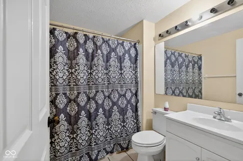 1737 Shorter Drive Indianapolis IN 46214