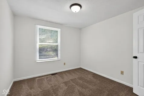 1737 Shorter Drive Indianapolis IN 46214