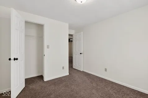1737 Shorter Drive Indianapolis IN 46214