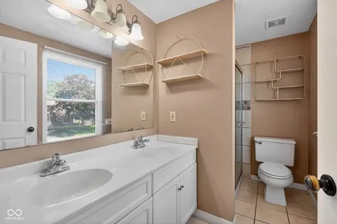 1737 Shorter Drive Indianapolis IN 46214