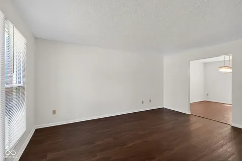 1737 Shorter Drive Indianapolis IN 46214