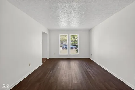 1737 Shorter Drive Indianapolis IN 46214