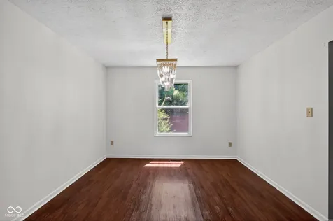 1737 Shorter Drive Indianapolis IN 46214