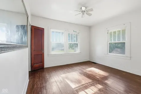 4024 Winthrop Avenue Indianapolis IN 46205