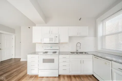 234 E 9th Street Indianapolis IN 46204