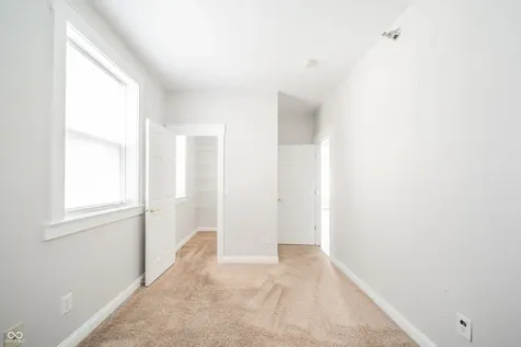 234 E 9th Street Indianapolis IN 46204