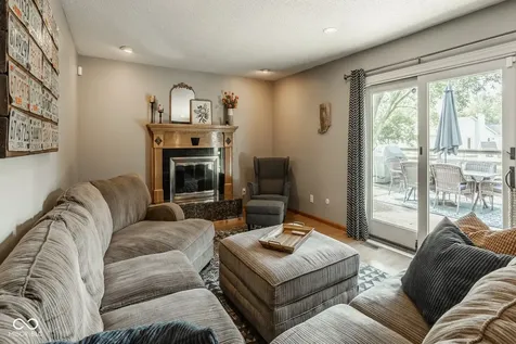 8313 Goldfinch Circle Indianapolis IN 46256