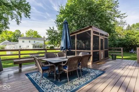 8313 Goldfinch Circle Indianapolis IN 46256